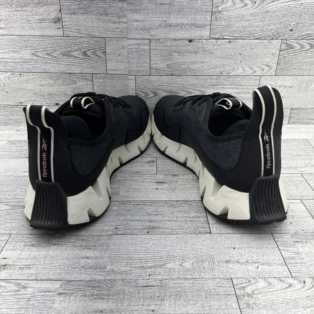 Reebok Zig Dynamica IF5947 Black White Running Shoes Sneakers Women Size‎ 8
